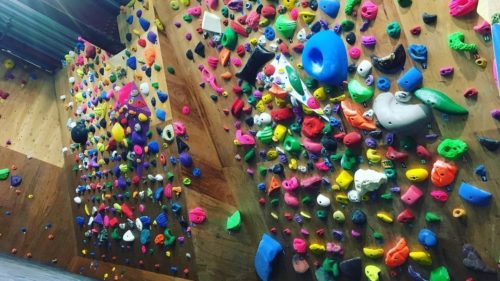 BONOBO（ボノボ） ボルダリングスペース